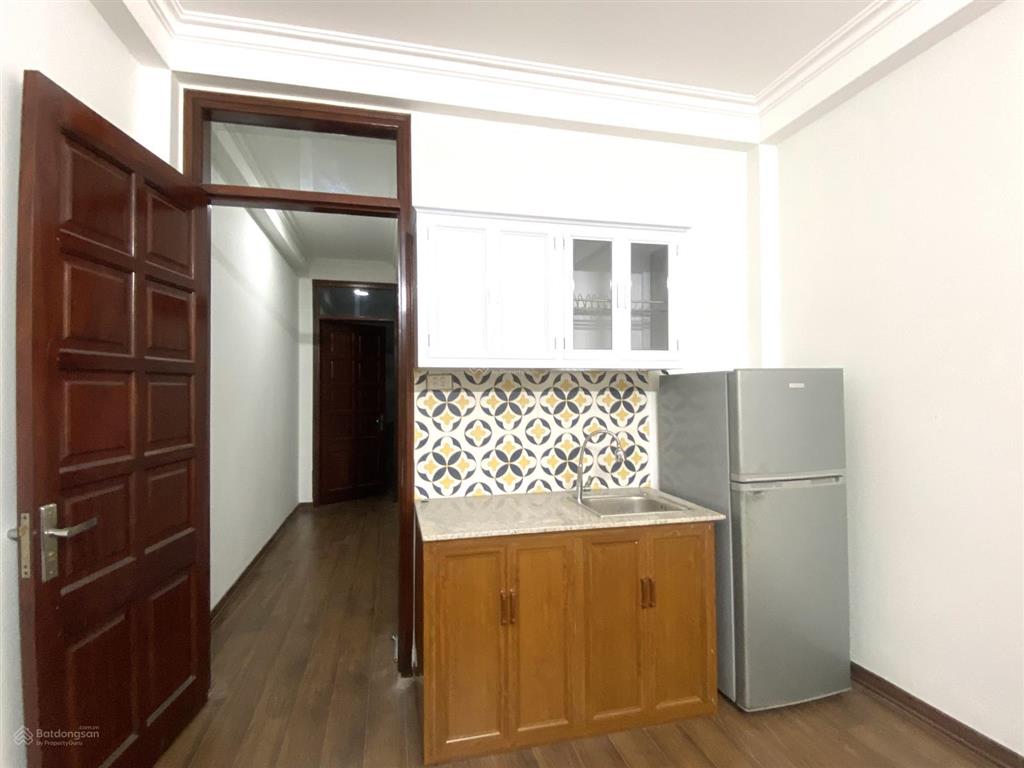 Cho thuê ccmn mới, full đồ, giờ tự do, không chung chủ tại xuân la 4.2tr/th.  0988 823 ***