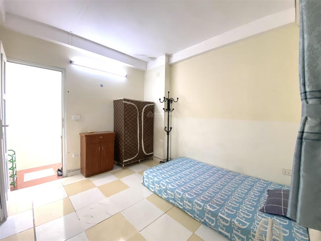 Cho thuê phòng 30m2 full đồ rẻ đẹp, vs khép kín, giờ tự do, không chung chủ.  0988 823 ***