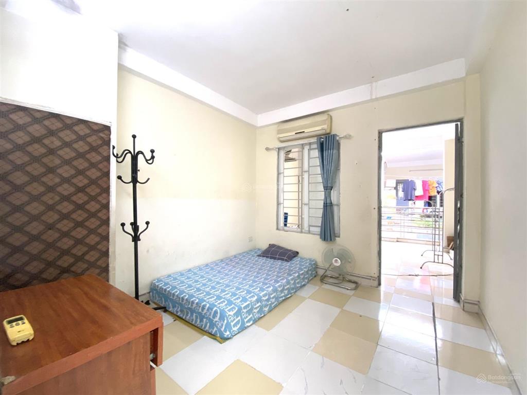 Cho thuê phòng 30m2 full đồ rẻ đẹp, vs khép kín, giờ tự do, không chung chủ.  0988 823 ***
