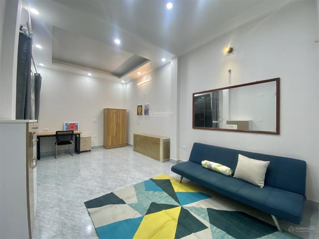 Cho thuê nhà riêng 35m2 (3 tầng+1 tum) xuân lavõ chí công mới xây full đồ, ở luôn.  0988 823 ***
