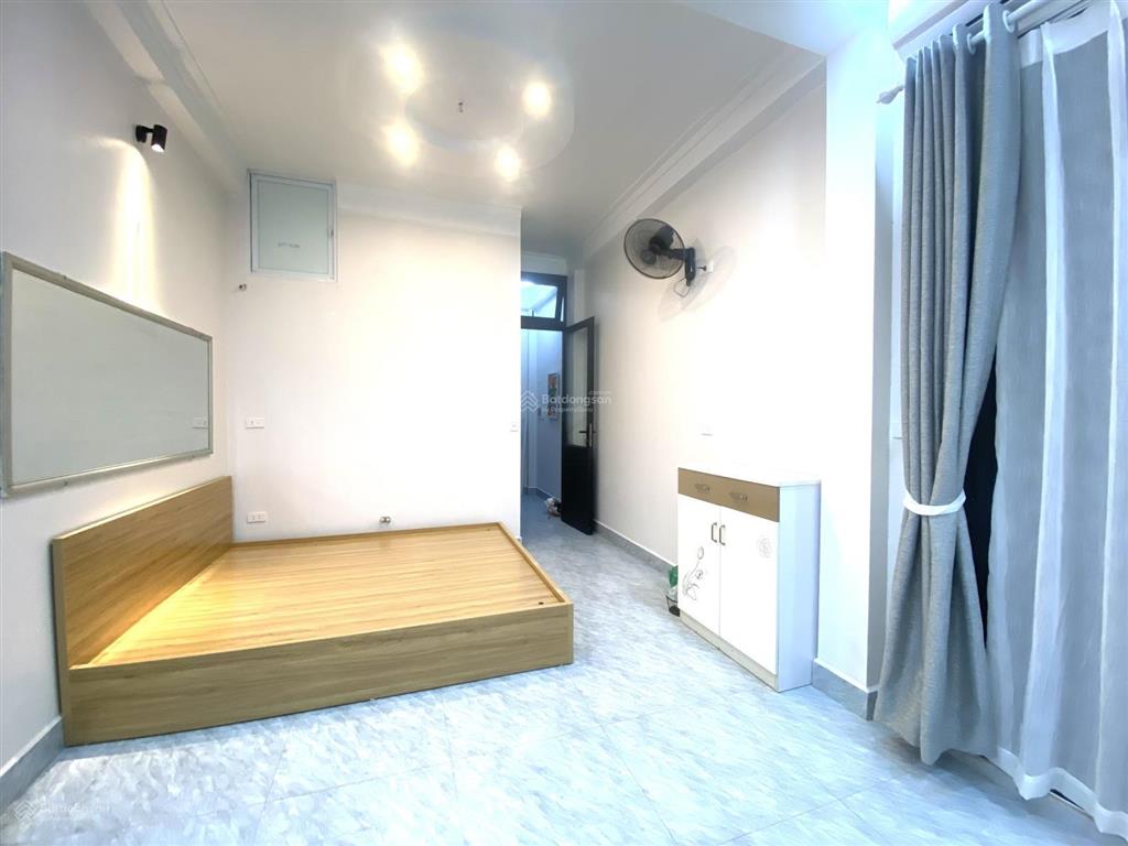 Cho thuê nhà riêng 35m² (3 tầng + 1 tum) tại võ chí công mới xây full đồ, ở luôn. cc 0988 823 ***
