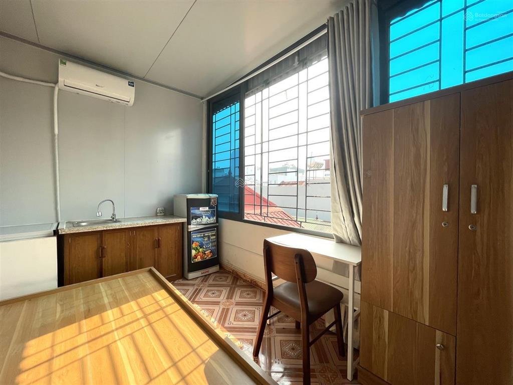 Cho thuê ccmn 3tr mới, full đồ, giờ tự do, ko chung chủ ở nguyễn hoàng tôn.  0988 823 ***