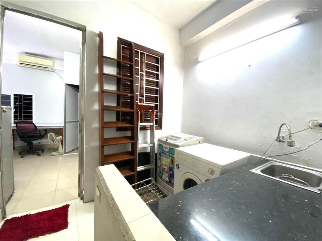 Cho thuê phòng trọ 25m2 full đồ, giờ tự do, không chung chủ tại đỗ nhuận 2,8tr.  0988 823 ***