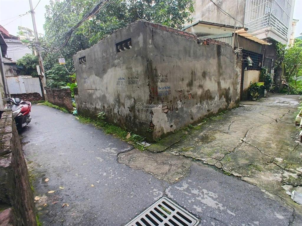 Đất miêu nha, 38m2 lô góc 2 mặt ngõ, cách đường phân lô đô thị 5m, 4,6 tỷ  có thương lượng
