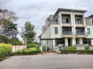 Cần bán căn góc big town 3 mặt thoáng trước sau dự án swanpark,cạnh nút lên xuống vđ3 và đi sân bay