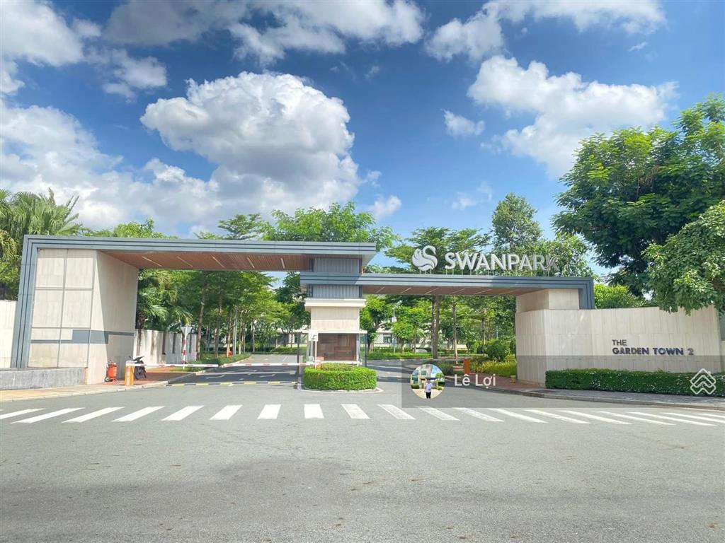 Nhà swanpark góc công viên có dòng tiền cho thuê 20tr/tháng cần bán. vị trí rất đẹp, nội thất xịn