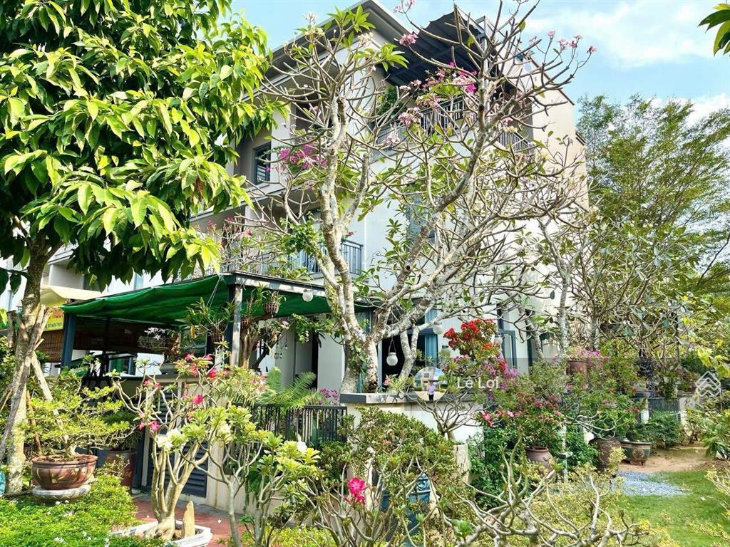Nhà swanpark góc công viên có dòng tiền cho thuê 20tr/tháng cần bán. vị trí rất đẹp, nội thất xịn