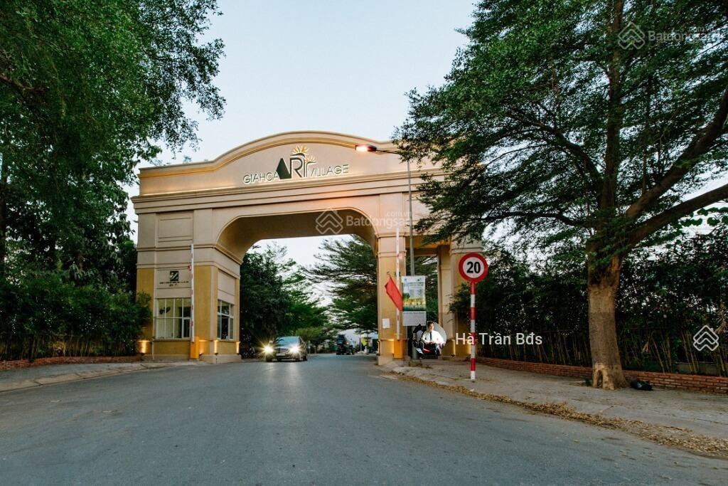 Bán gấp biệt thự đơn lập kdc gia hoà, dt 15x20m giá 35.5 tỷ đối diện công viên lớn.