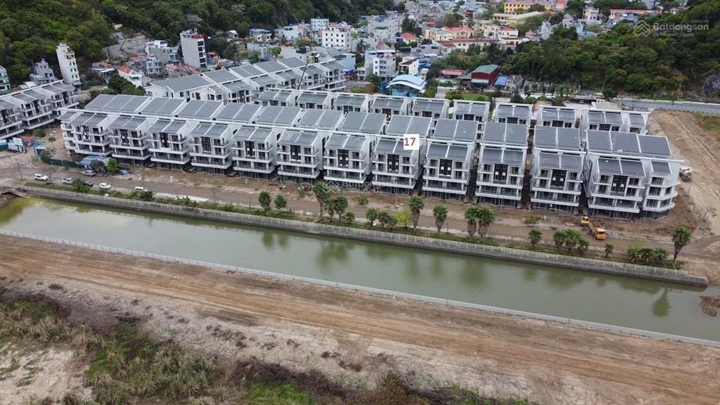 Chính chủ bán gấp căn liền kề 96m2, căn khe thoáng, giá đầu tư tốt