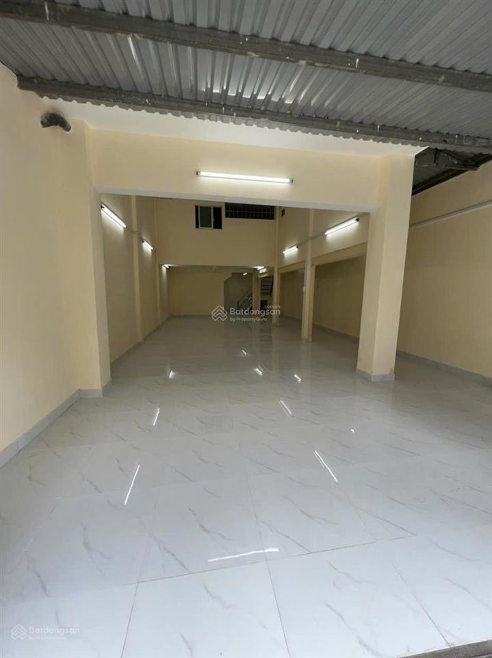 Bán nhà cấp 4 chính chủ, cao ráo không ngập nước, thuận tiện đi lại vào trung tâm tphcm