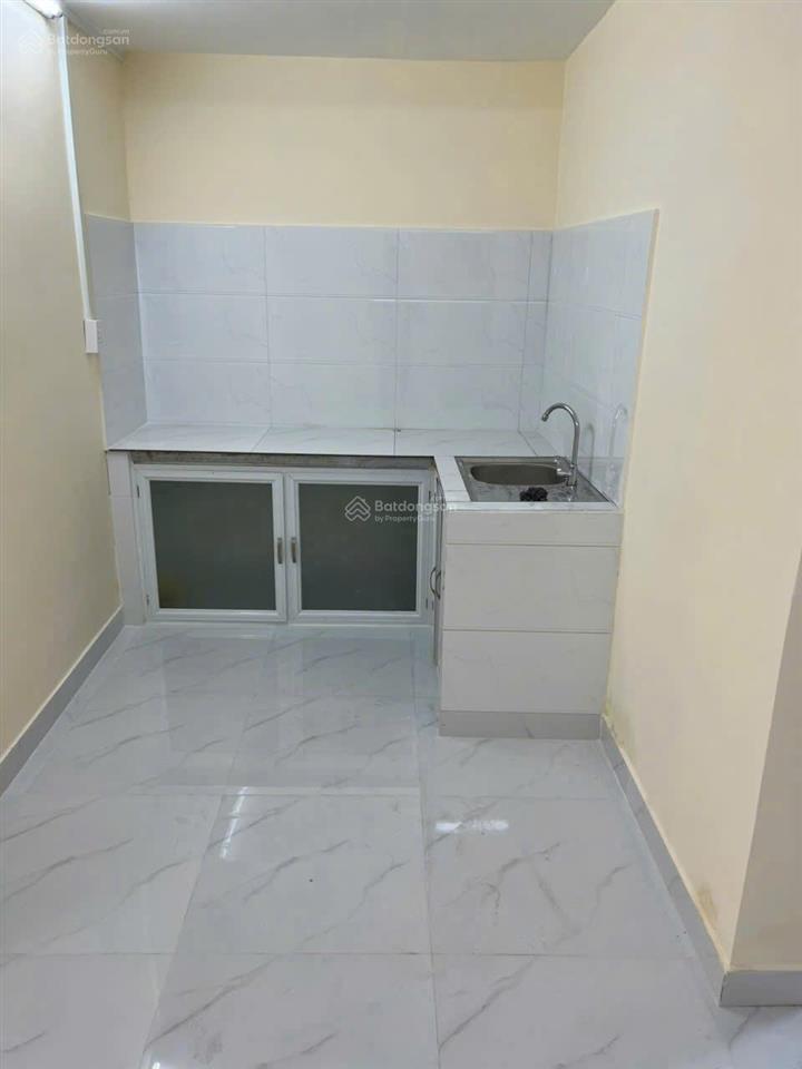 Giảm giá bán nhanh nhà cuối năm, giá cũ 9 tỷ 800 triệu nay còn 9 tỷ 200 triệu  0908 763 ***