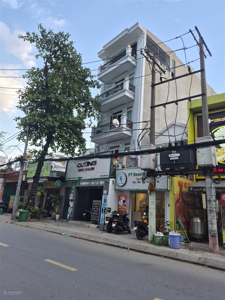 Kẹt tiền bán gấp mt nguyễn văn khối 5.8x25m đúc 5 tấm, giá 22.5 tỷ