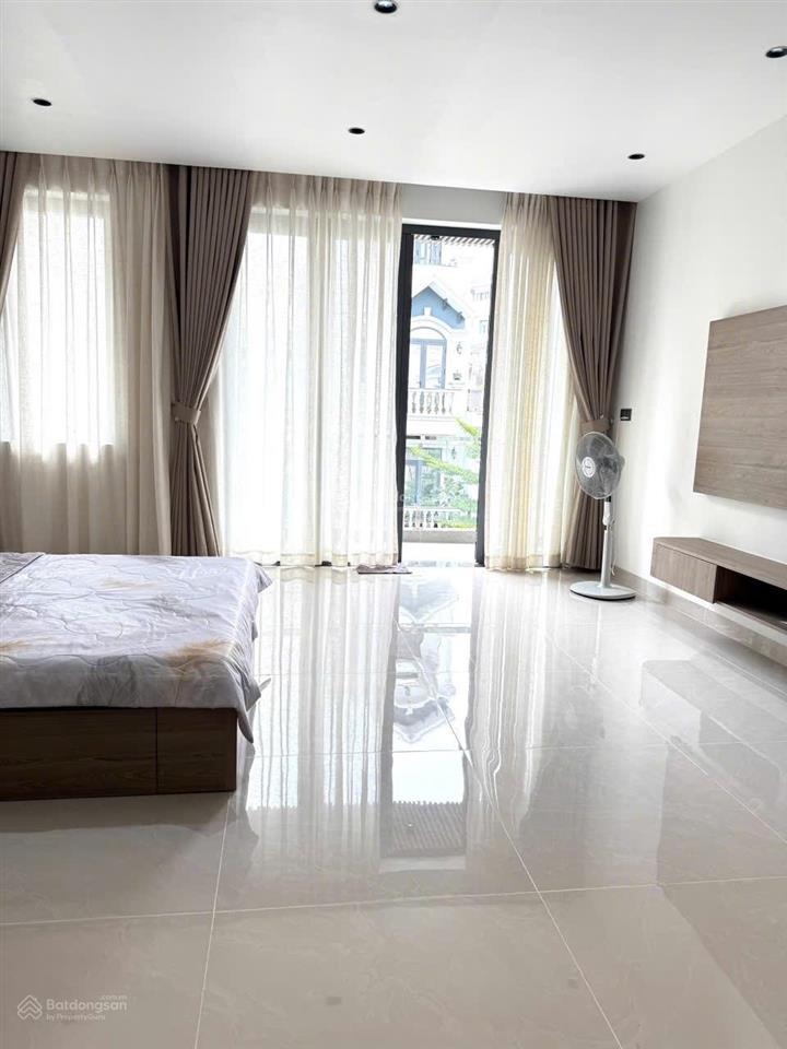 Bán biệt thự mới siêu đẹp đường số 20, p. an nhơn, dt 8x16,6m đúc 1t1l3l thang máy, giá 29,5 tỷ