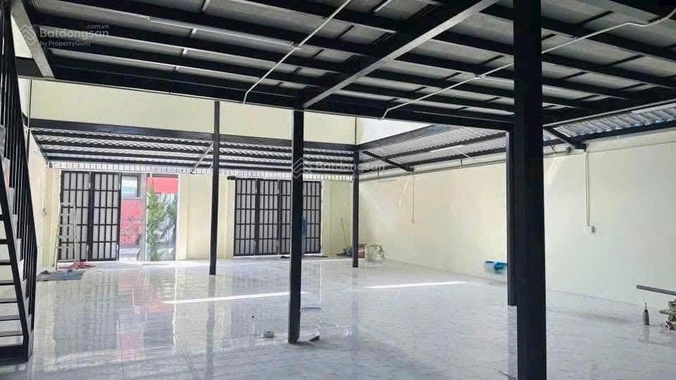 Cho thuê kho xưởng 10 x 20 đường b hiệp bình thủ đức. giá 30tr/ tháng