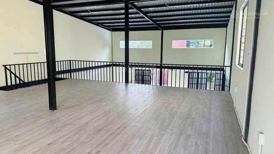 Cho thuê kho xưởng 10 x 20 đường b hiệp bình thủ đức. giá 30tr/ tháng