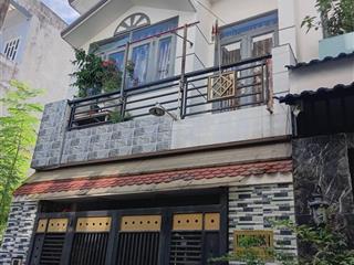 Bán gấp nhà 2 tầng. giá 4.4 tỷ hẻm xe hơi tp thủ đức