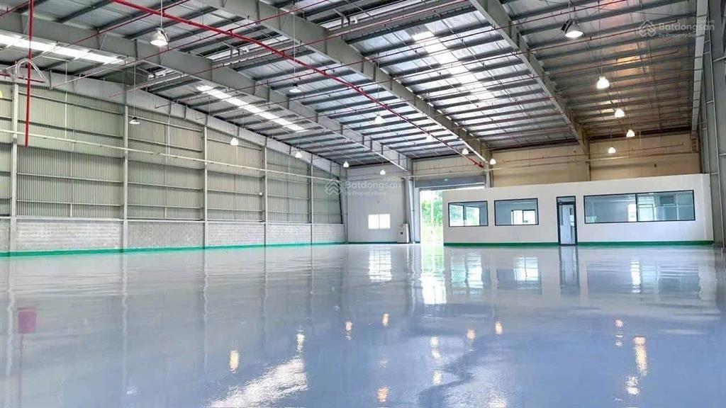 Cho thuê 8000m2 xưởng đẹp kcn wha zone1, tổng diện tích đất 11000m2