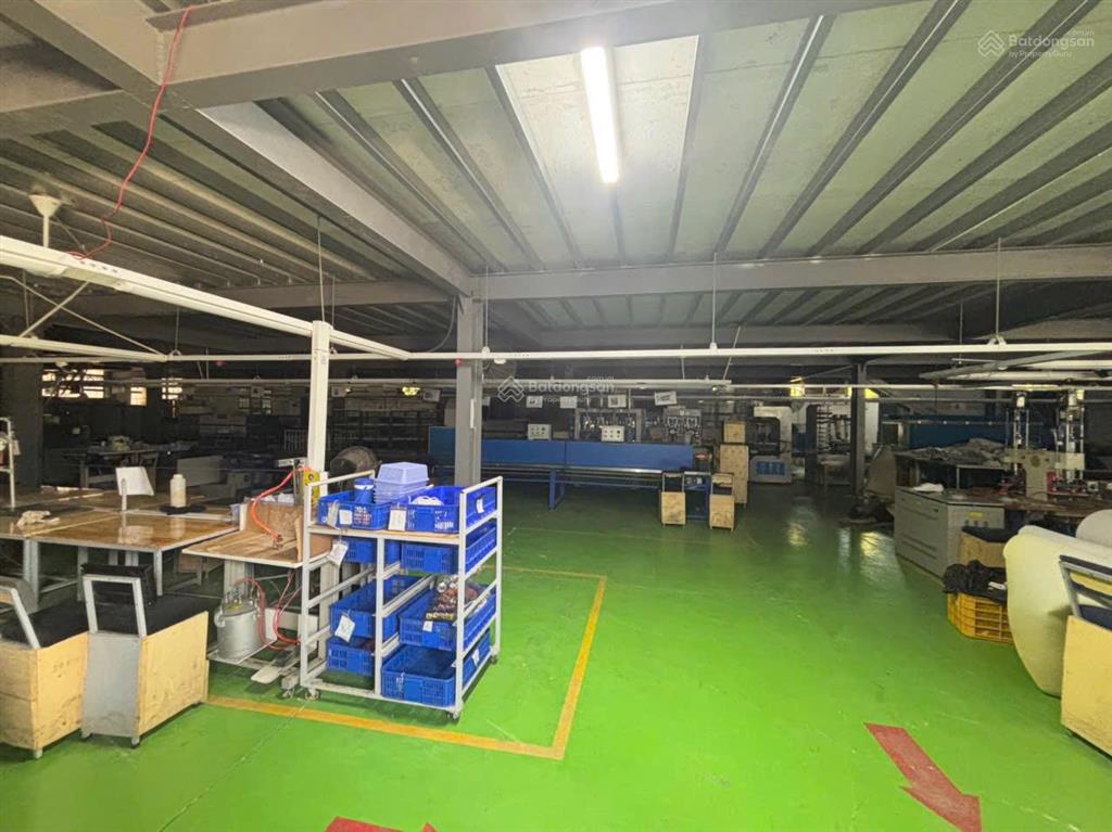 Bán 12m mặt tiền đt 743b, diện tích 3250m2 đất skc, đang làm nhà xưởng