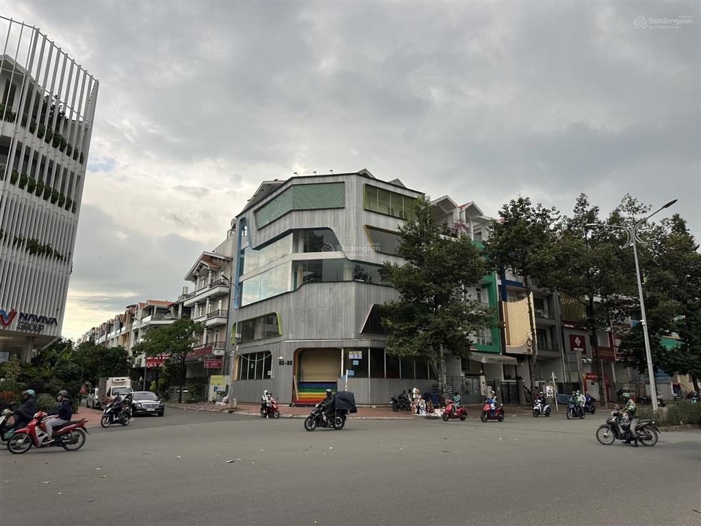 Cho thuê tòa nhà gốc 2 mặt tiền nguyễn thị thập, 12,5x20, 1 hầm 5 sàn, dtsd 1500m2