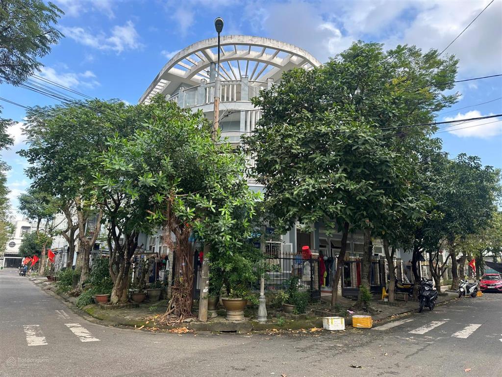 Căn hộ 2 mặt tiền trung tâm chợ hòa khánh