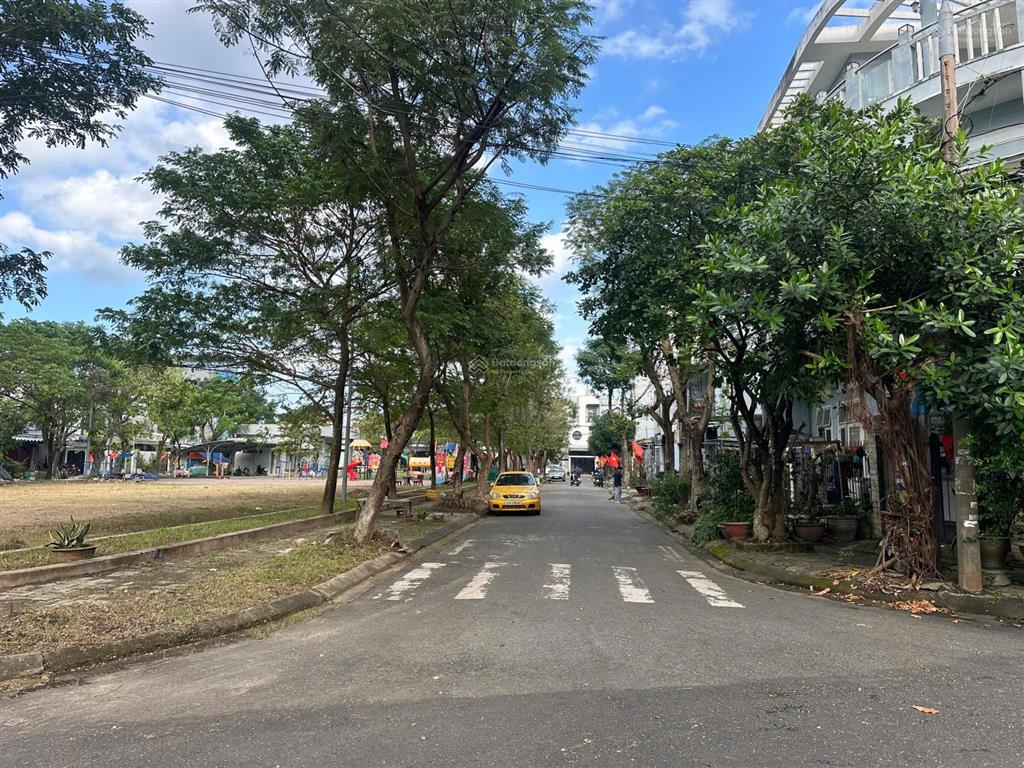 Căn hộ 2 mặt tiền trung tâm chợ hòa khánh