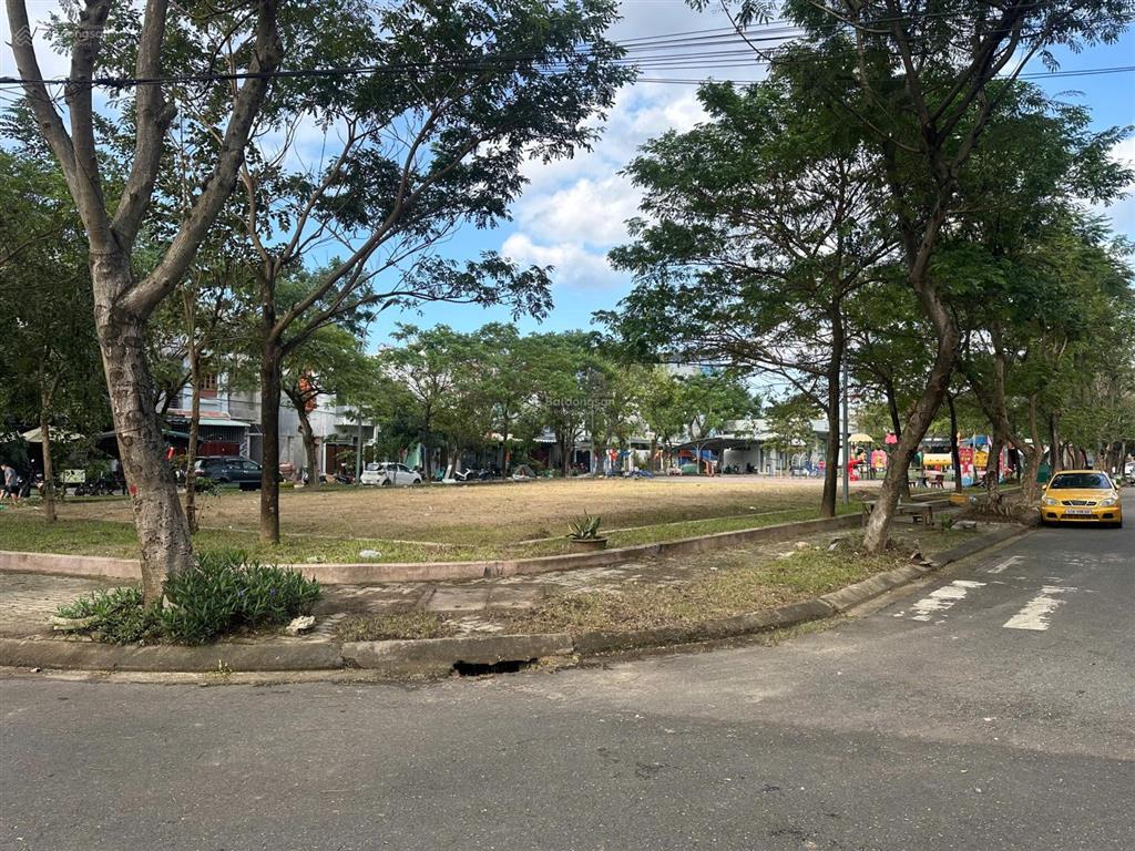 Căn hộ 2 mặt tiền trung tâm chợ hòa khánh