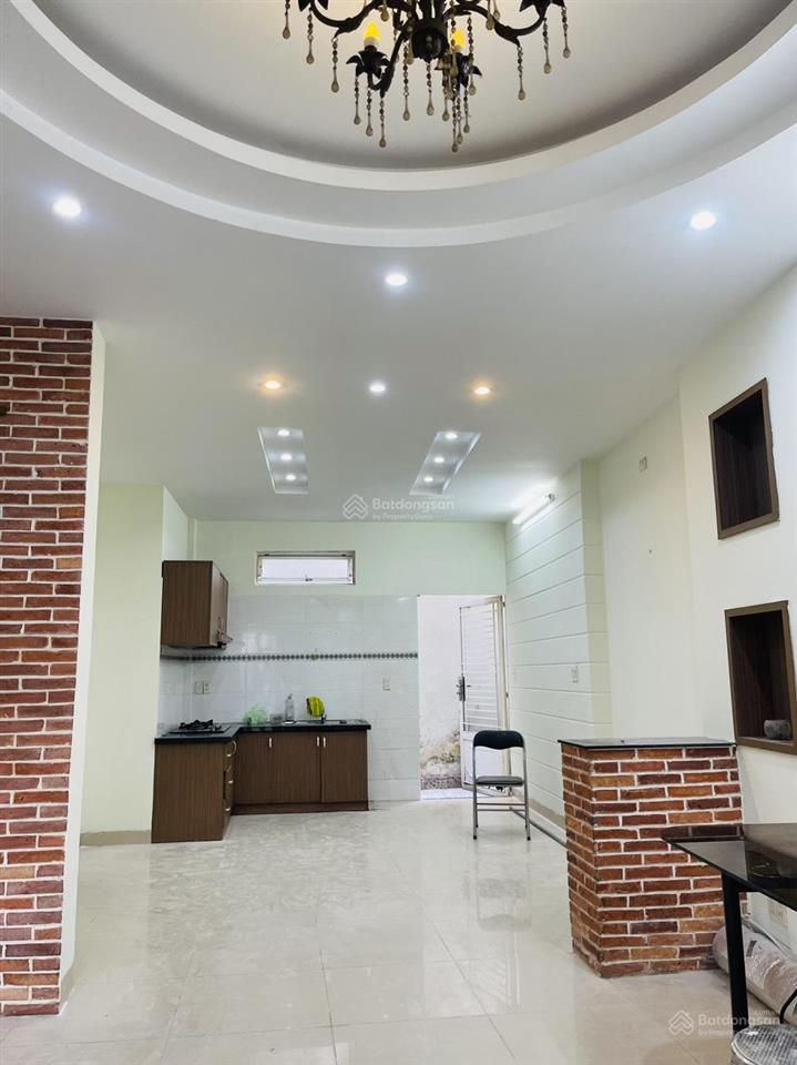 Cần bán gấp nhà mặt tiền hẻm nguyễn thái sơn, gò vấp dưới 100tr/m2
