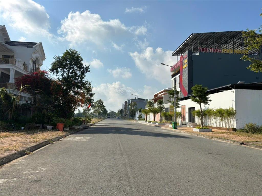 Bán cặp nển đẹp! đường 5a đông bắc bắc