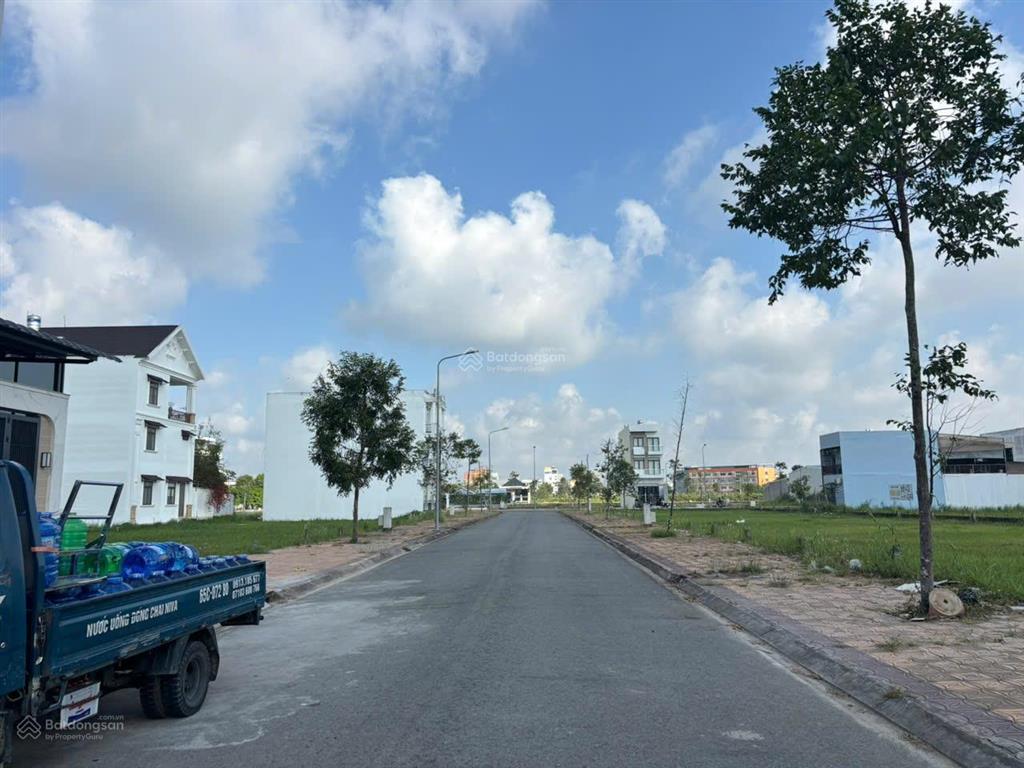 Bán cặp nền đẹp khu đô thị an bình  hồng phát
gần cụm bv lớn tại cần thơ