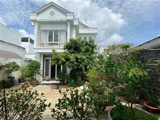 Biệt thự sân vườn trục chính hẻm 218 đường trần hưng đạo trung tâm tp cần t