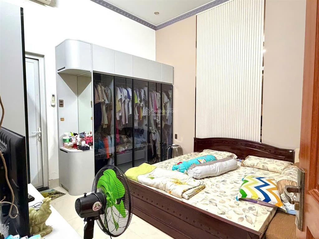 Nhà mặt tiền nguyễn hữu trí  cồn khương vị trí rất gần nguyễn văn cừ