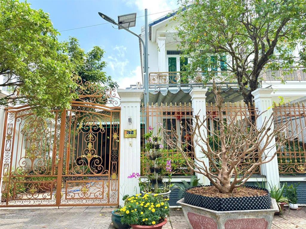 Nhà mặt tiền nguyễn hữu trí  cồn khương vị trí rất gần nguyễn văn cừ