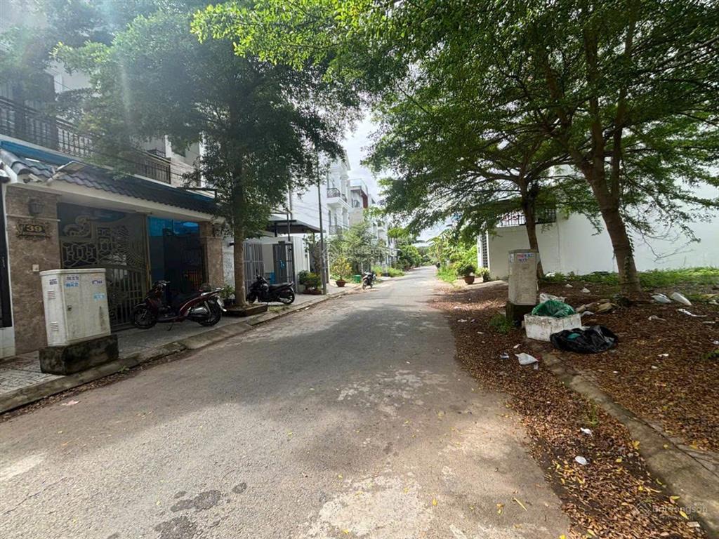 Bán đất tặng nhà đường d1 cồn khương