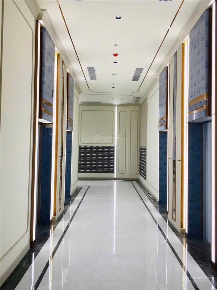 3pn2wc  90m2  8,15 tỷ đã vat view hồ bơi. tầng vừa đẹp. không bị chắn view, thoáng mát