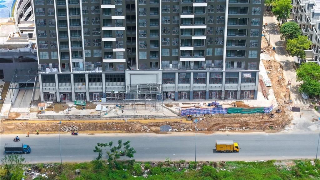 2pn 2wc 7.1 tỷ ban công dài từ phòng khách tới pn, trần cao 3,4m, tầng cao, view sông, khan hiếm