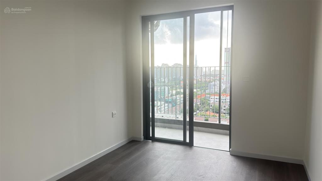 3pn  83m2 view lm81, view sông, full nt 22tr/th. dễ xem nhà 24/24, vào ở 5/9, sẵn sàng nhận cọc