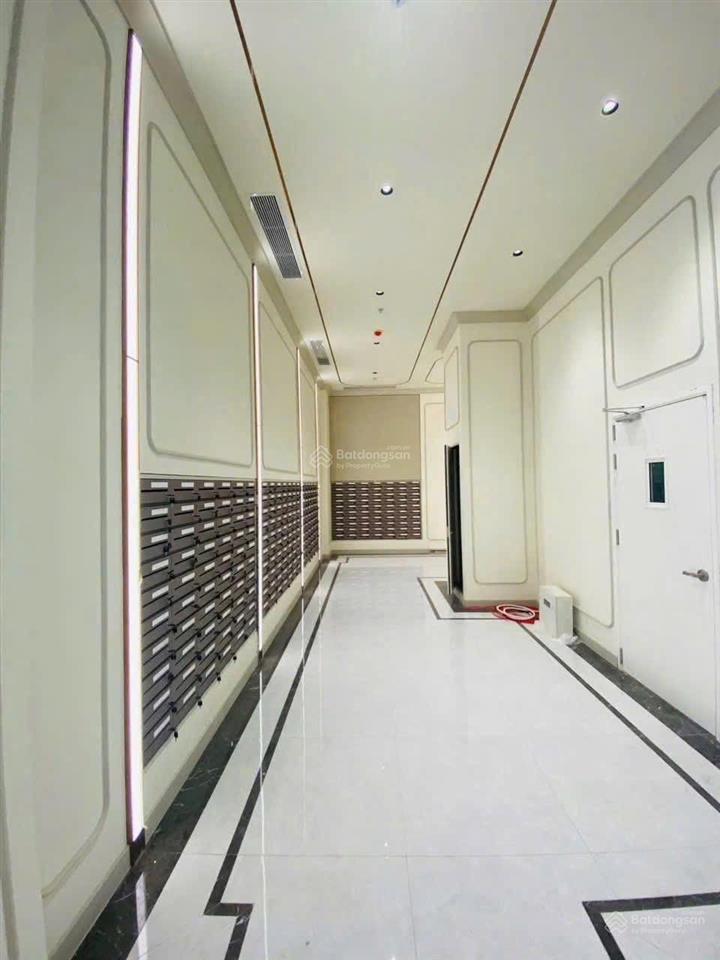 3pn 2wc] giá hủy diệt 8 tỷ đã vat view hồ bơi. tầng vừa đẹp. không bị chắn view, thoáng mát