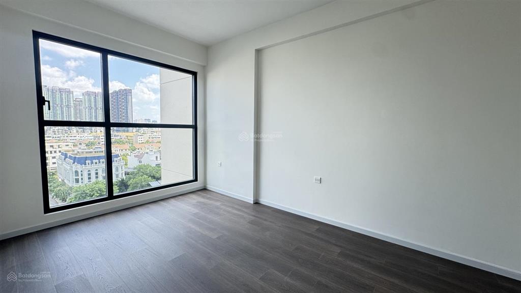 3pn  83m2 view lm81, view sông, full nt 20tr/th. dễ xem nhà 24/24, vào ở 5/9, sẵn sàng nhận cọc
