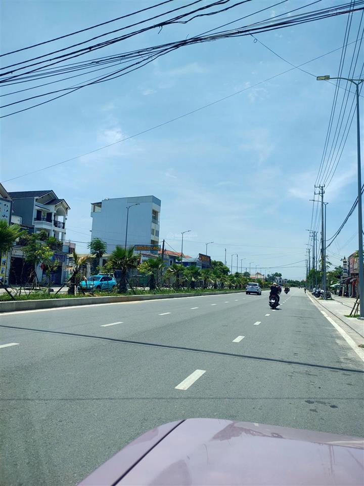 Cho thuê nhà 5 tầng mặt tiền đường phạm văn đồng