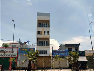 Cho thuê nhà 5 tầng mặt tiền đường phạm văn đồng