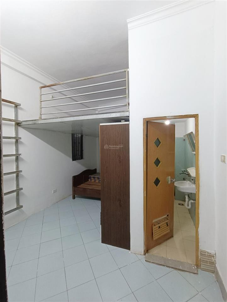 Phòng đẹp khép kín 1002 láng, 18 m², 3,1 tr, ở ngay