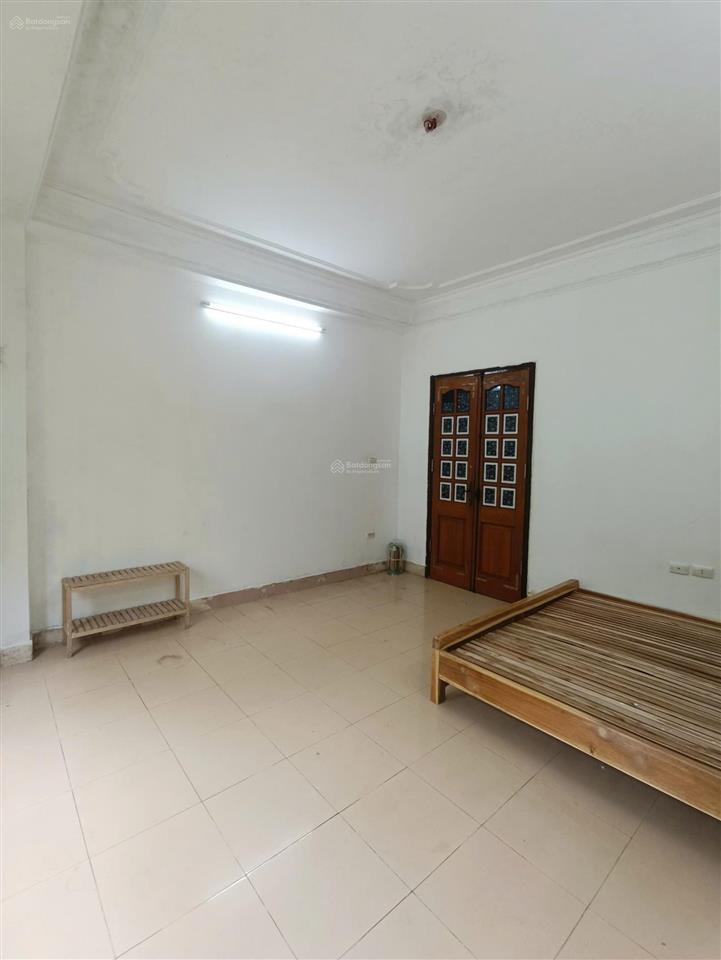 Phòng đẹp full đồ thoáng rộng 76 phan kế bính 3,2 tr