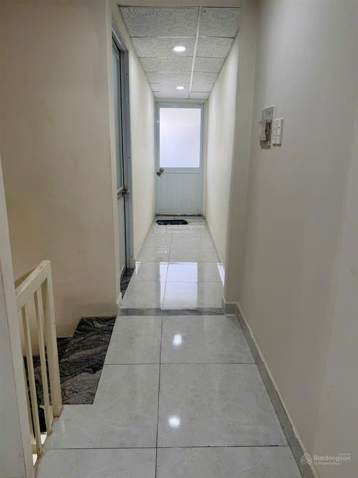 Chính chủ bán nhà mặt tiền đường 23 (phạm văn đồng)  sát bên gigamall