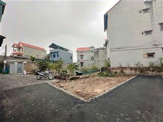 Bán nhanh lô góc 42,2m2 công luận 1 thị trấn văn giang, trung tâm thuận tiện giá chỉ nhỉnh 2 tỷ