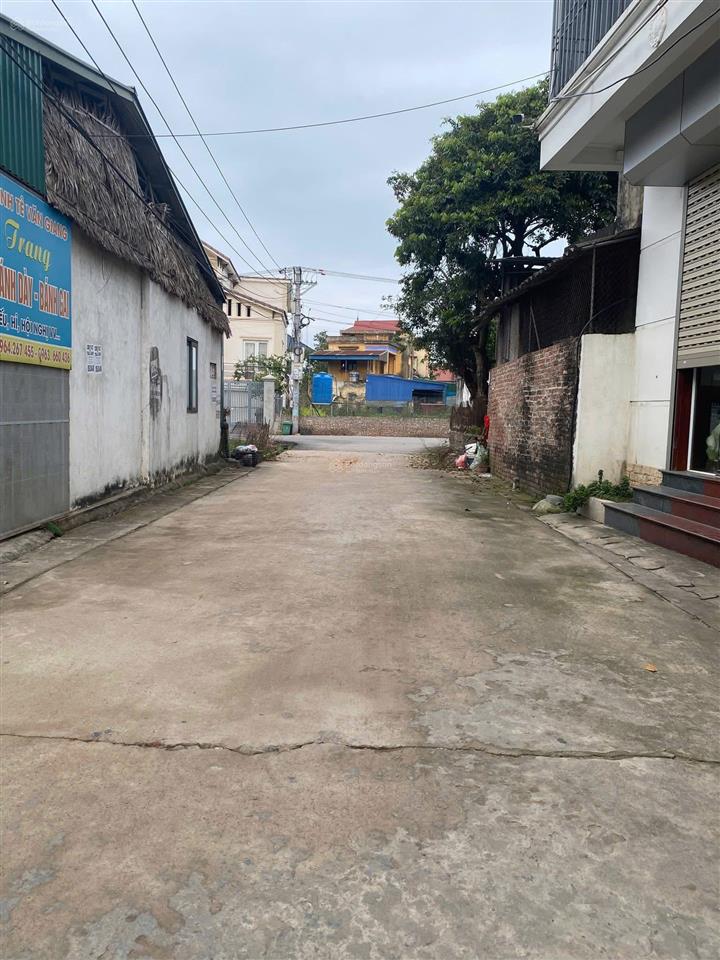 Bán nhanh lô đất 81m2 trục chính, đường 6m, cách 50m ra đường huyện, dân cư đông đúc, sát vđ 4