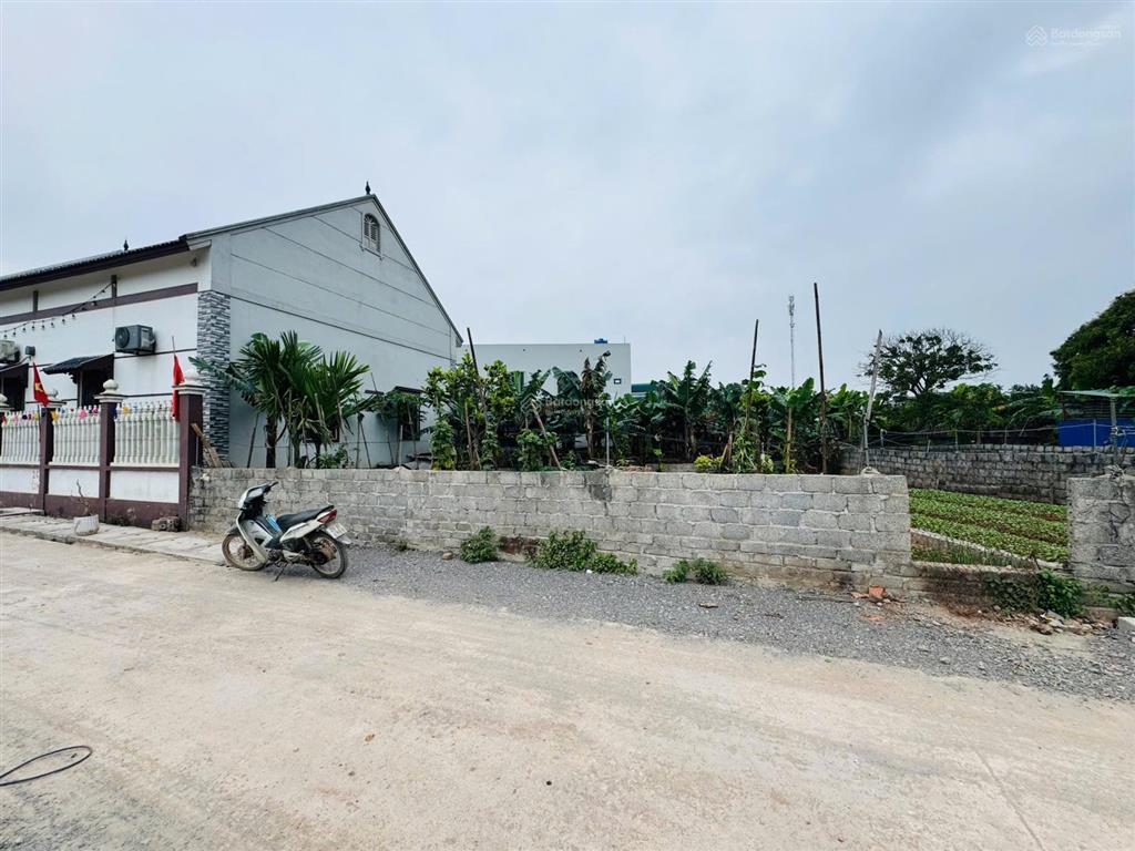 Chỉ nhỉnh 2 tỷ sở hữu ngay 61,1m2 đất trục chính đông tảo đường áp phan 2 ô tô tránh nhau gần chợ