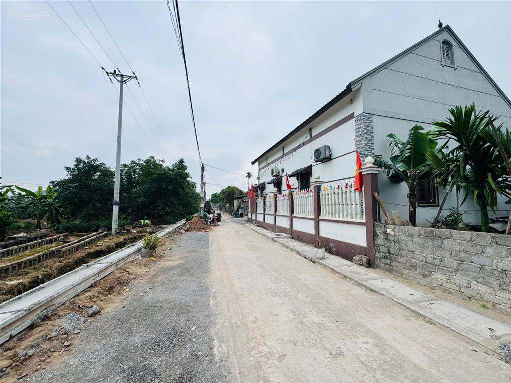 Chỉ nhỉnh 2 tỷ sở hữu ngay 61,1m2 đất trục chính đông tảo đường áp phan 2 ô tô tránh nhau gần chợ