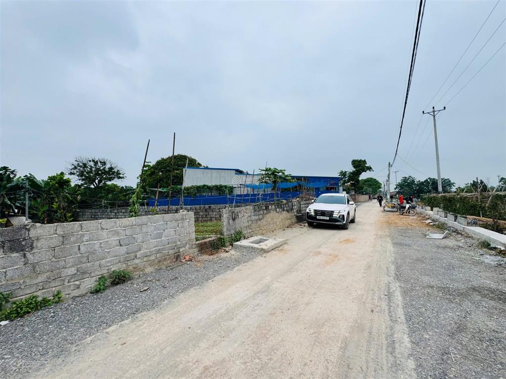 Chỉ nhỉnh 2 tỷ sở hữu ngay 61,1m2 đất trục chính đông tảo đường áp phan 2 ô tô tránh nhau gần chợ