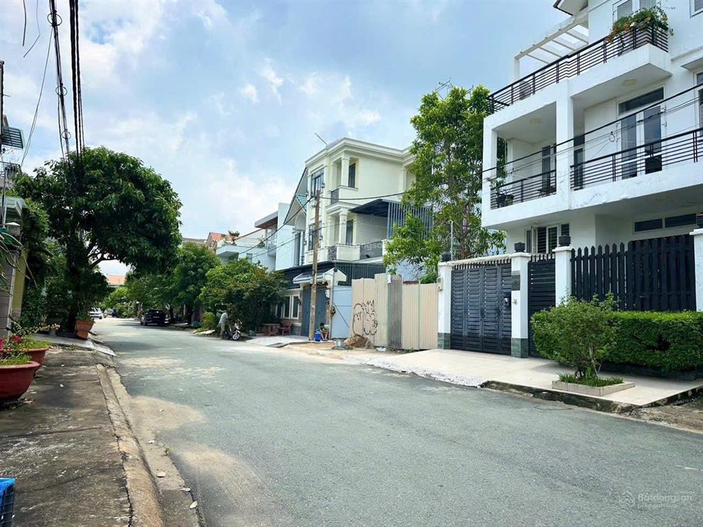 Lô đất đẹp 160m trục đường 25 giá cực kì rẻ chỉ 15 tỷ