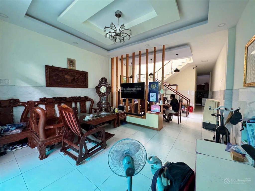 Căn nhà hiếm 100m đất giá dưới 10 tỷ khu bên sông hiệp bình chánh